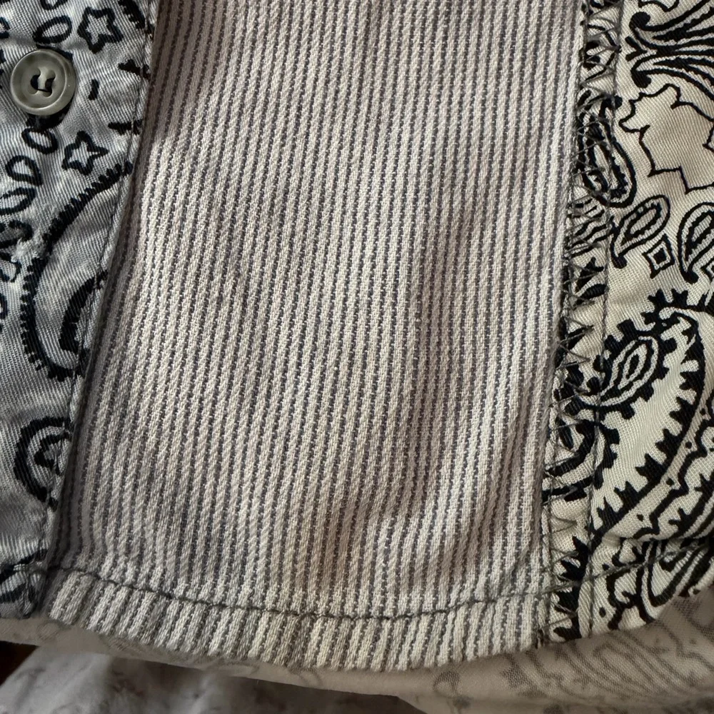 FREE PEOPLE All Patched Up Button Down Shirt Top M - Picture 10 of 10